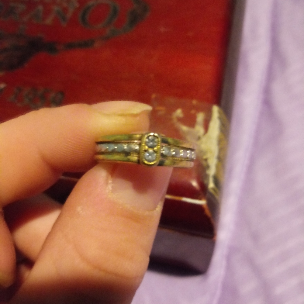Rings - Picture 3 of 4